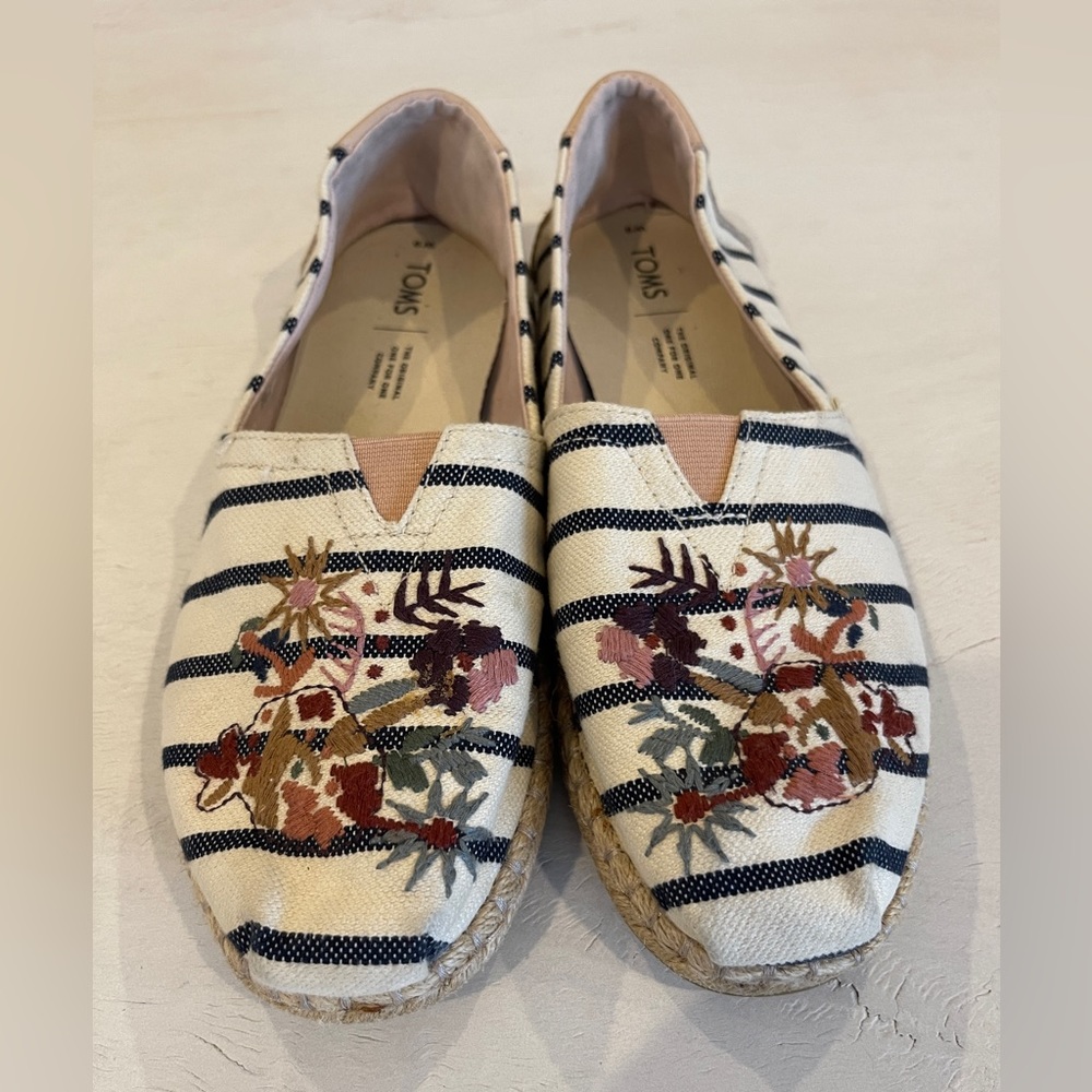 Embroidered leather detail Toms espadrille flats